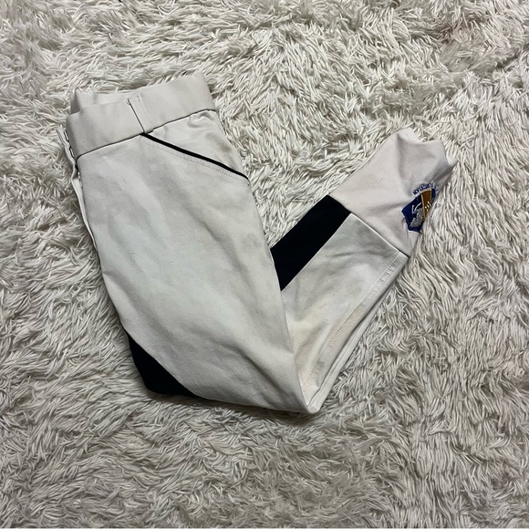 Women’s Size 32 White Royal Highness Full Seat Horseback Riding Breeches - Picture 1 of 6